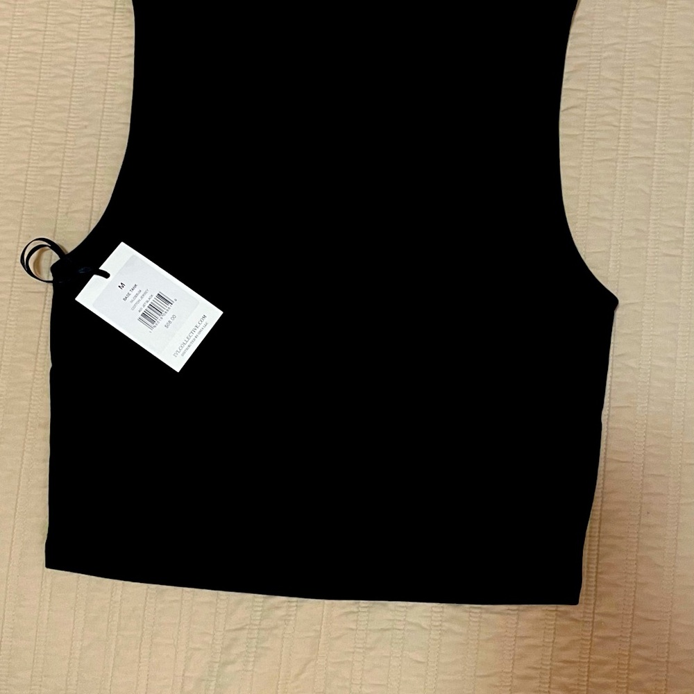 IVL Base Tank NWT black size M